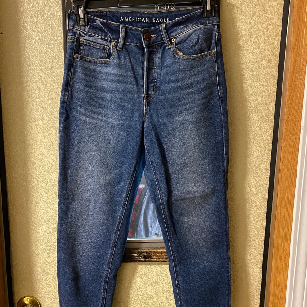 American Eagle Hi-Rise Tom Girl Jeans
